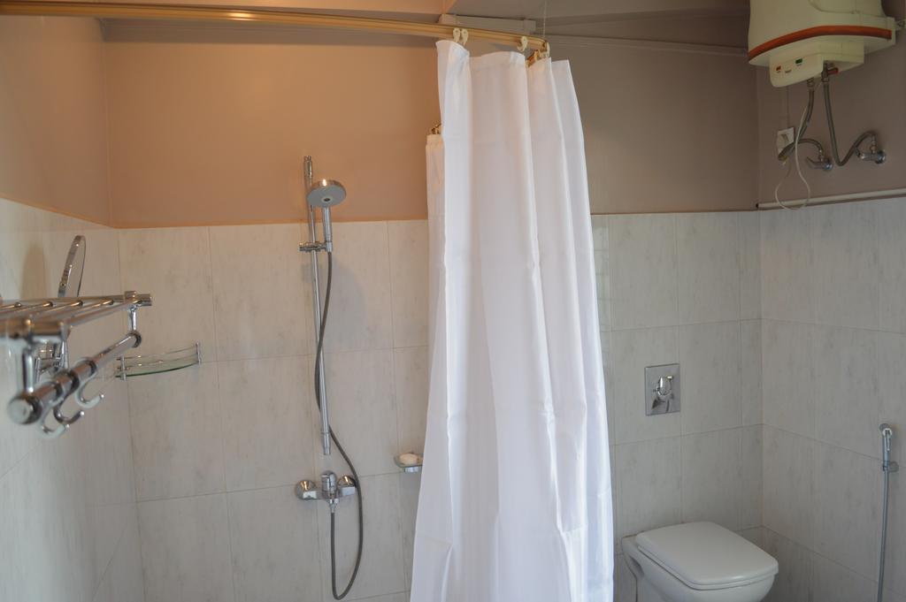 Orange Homestay Shillong Exterior foto