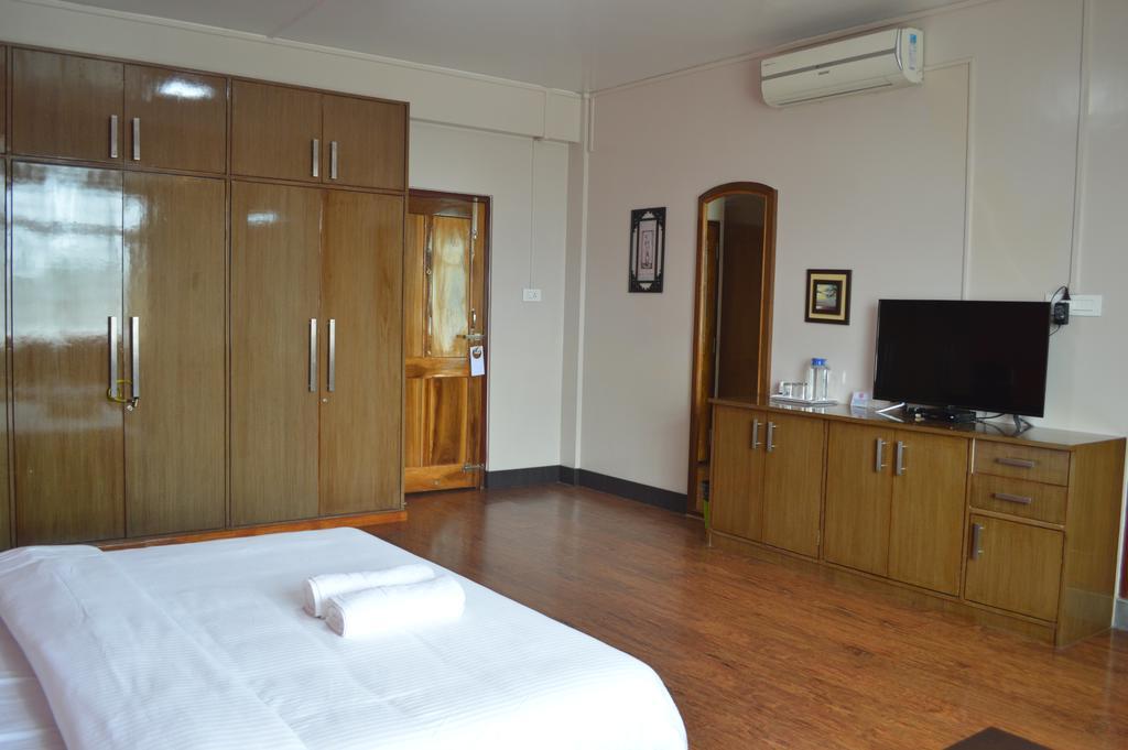 Orange Homestay Shillong Exterior foto